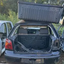 SUCATAVolkswagen Polo 2003 1.0 16v 5p  PARA RETIRADA DE PEÇAS